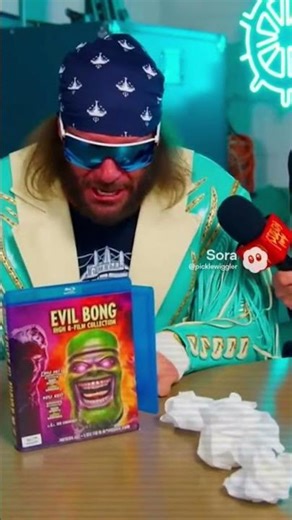 Sandy Ravage emotional review of evil bong #funny