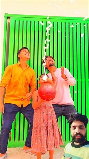 Introducing the "VitaWear SmartBand," a next-generation wearable gadget🎉