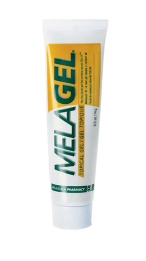 This tube may be small… but what’s inside is potent. 👀 Tis the season for sickness… and dry air. 🤧 One of my simplest daily wellness habits 👇 Every morning and night before bed, I apply a very small amount just inside my nose to support my nasal passages. It helps me breathe easier (similar to Vicks), keeps everything moisturized, and feels really good—especially in dry weather. I’ve been consistent with this morning night routine, and so far this season I haven’t caught a cold or flu. 🙌 Tha