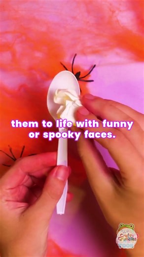 Get Creative! Making Adorable Ghost Puppets for Halloween #kids