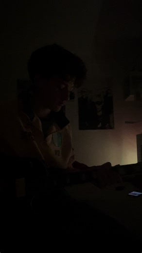 Mastering 'Don't Look Back in Anger' on Guitar