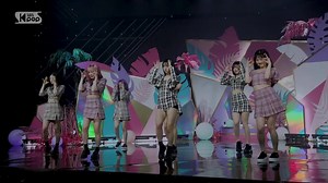 13M views · 2.6K reactions | No.1 KPOP MUSIC SHOW, SBS INKIGAYO! Curious about stages, fancams & behind moments? FOLLOW SBSKPOP & meet them 1st in the world | 스브스케이팝 / SBS KPOP | Facebook