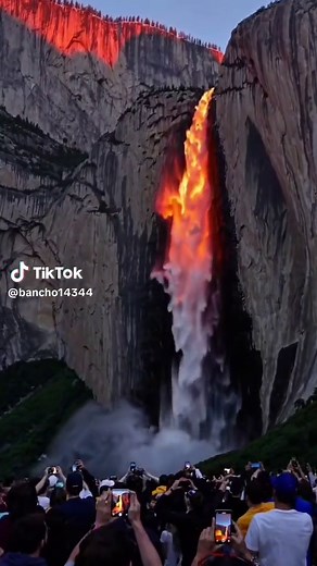 Discover the Stunning Yosemite Firefall Phenomenon