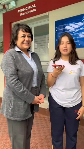 El Club de Periodismo Spellman presenta uno de los Ping Pong más esperados. 🫢✅️🏓 Nuestra querida vicerrectora Soraya Quirola. 💕 . . . . . #pingpong #pingpongconprofes #uio #trend #foryou #reel #escuelas #colegiosquito #viral #salesianos #Periodismo #estudiantes #quito #ecuador