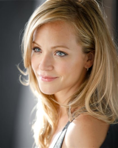 Amanda Clayton | Schauspielerin, Produzent/-in, Regisseur/-in