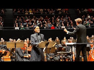 Glass Akhnaten Hymn to the sun, live recording philarmonie de Paris