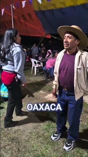 This is how they dance the chilenas in San Pedro Molinos, Oaxaca | Feast of the Holy Cross #fyp #...