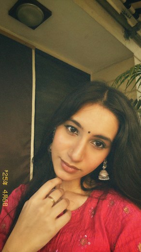 Rabani Munjal on Instagram: "Punjabi baddie😭😭 . . . . . . #punjabi #punjabisongs #diljitdosanjh #explore #foryou #explorepage #foryoupage #trendingreels #trend #trend #viral"