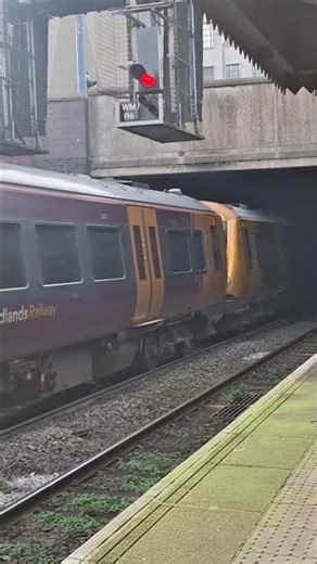 WMR Class 172 104 + 172 211 Departing Birmingham Moor Street