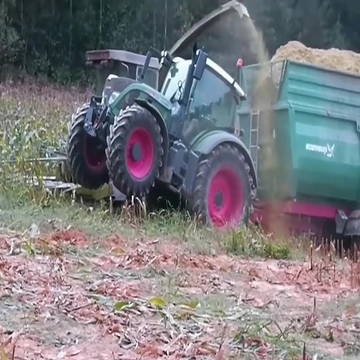 Tractors Accident Equipment In Danger #heavymachinery #field #farming