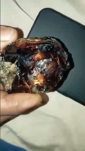 Mysterious Gem Unearthed 💎 | Huge Rough Unknown Stone Found in Sri Lanka 🇱🇰