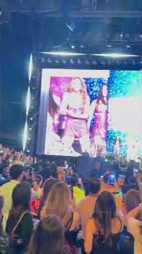 Shakira Live 2026 | “SA SA SHAKIRA” Crowd Energy ⚡