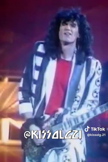 Kiss Crazy Crazy Nights Live In Philadelphia 1987 Crazy Nights tour #kissolg21 #kissband #kissrock #kissarmy #crazynights #kisscrazynights #philadelphia #paulstanley #genesimmons #ericcarr #brucekulick #crazynightstour #parati #fyp #viral #kiss