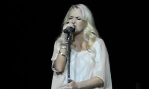 Carrie Underwood Covers Coldplay's "Fix You" - Royal Albert Hall, London (VIDEO)
