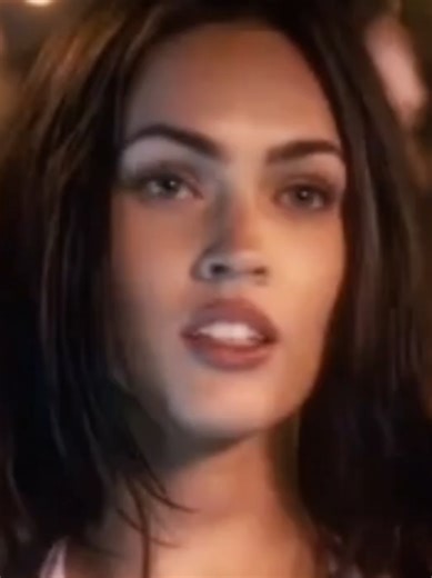 #how to lose friends & alienate people #edit#meganfox Sophia✨