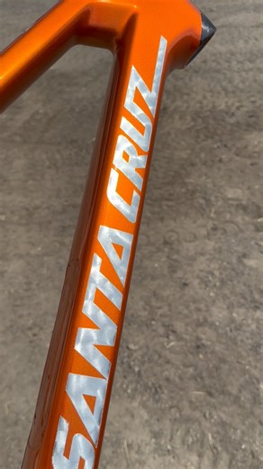 C A R L S O N on Instagram: "How to do “engine turning” on silver leaf 👇🏽👇🏽 Engine turning on gold leaf refers to the application of the engine turning (guilloché) technique to a thin layer of gold leaf applied to a surface, typically metal. Engine turning is a precision engraving process using a lathe or specialized machine to create intricate, repetitive patterns—like swirls or lines. Gold leaf, a very thin sheet of gold, is often used in gilding to add a luxurious finish. When combined, t