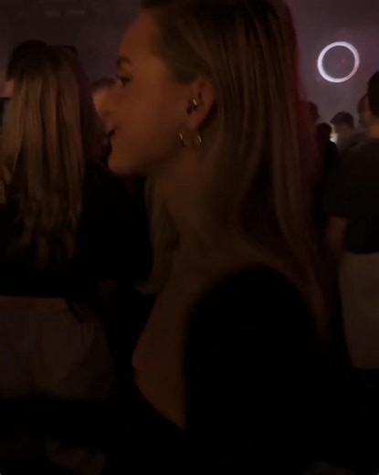 Life’s better when you bundle. Grab our epic Deluxe Bundle: ✨ Loop Quiet earplugs ✨ Loop Experience earplugs ✨ Loop Engage earplugs ✨ Loop Link connector cord ✨ Mute Style Pack Sublime ✨ 3 sets of silicone ear tips ✨ 3 convenient carry cases ✨ 1 Loop Link Carry Case Phew. That’s a lot of bundle for your buck! Try risk-free with 100-day hassle-free returns. | Loop