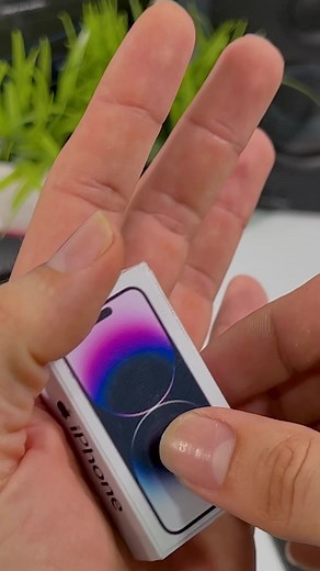 El iPhone 14 Pro Max mas pequeño del mundo 🌍 #parati #foryou #apple #iphone #tecnologia #tech #smartphone | Maxi Rubio