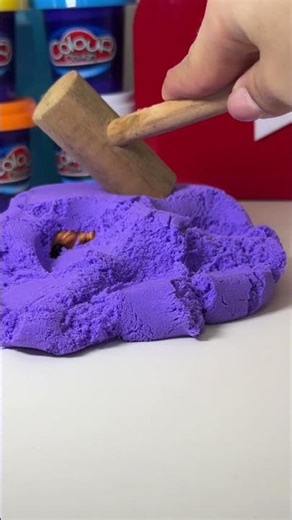 Smashing the Purple Sand Cube! 💜🔨✨ What Surprise Toy Is Inside?! 🎁😊