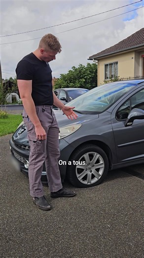 🚗 Pneu crevé ? Pas besoin d’appeler la dépanneuse ! Découvre comment réparer ton pneu en quelques minutes avec Orok ! #Orok #MécaniqueFacile #RéparationPneu | Orok France