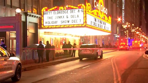 At least 7 shot in Chicago Loop, prompting heavy emergency response
