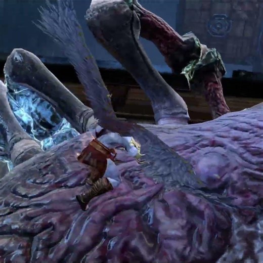 This Battle Proved Size Wasn’t Everything #godofwar #playstationclassics #kratos