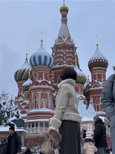 Exploring Russia: New Vlogs from Moscow
