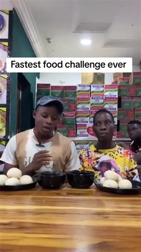 Fastest food challenge ever #eating #eatingshow #eatingchannel #eatingcompetition #viraltiktok