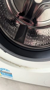 Spring Clean 🌻 Task 13/45 Deep Clean Washing Machine Another task ticked off to get my home decluttered, clean and deep cleaned during spring! This is how I deep clean my washing machine which I clean monthly! 🫧 Clean filter 🫧 Clean detergent drawer 🫧 Clean inside the drum and around the inside rim 🫧 Clean glass door inside and out 🫧 Add white vinegar to the detergent drawer and run a drum clean cycle or hottest cycle I can 🫧 Clean outside with disinfectant It comes up sparkly clean every