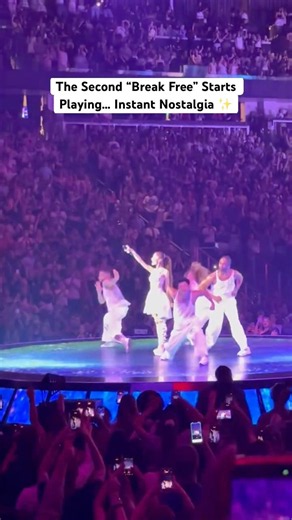 The Second “Break Free” Starts Playing… Instant Nostalgia ✨🎤