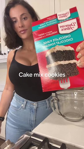 Easy Cake Mix Cookie Recipe | Simple and Delicious Treats