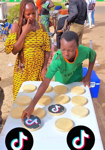 GUESS THE SOCIAL MEDIA LOGOS | 16 | Guess