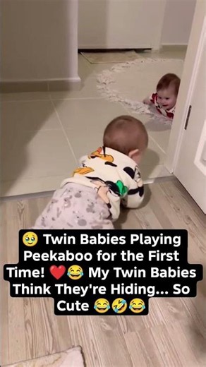🥹 Twin Babies Playing Peekaboo for the First Time! ❤️😂 My Twin Babies Think They're Hiding So Cute