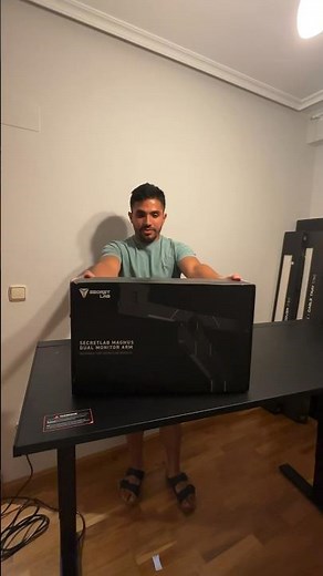 Using the Secretlab MAGNUS Monitor Arm on the MAGNUS Pro