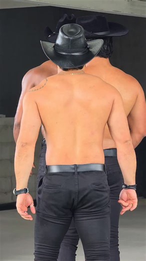 Aleff Sales on Instagram: "Cowboys in Lambada 🤠"