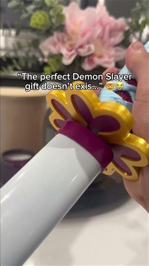The perfect demon slayer gift doesn’t exi… 🥹🌸 #shorts #demonslayer #anime #mitsuri
