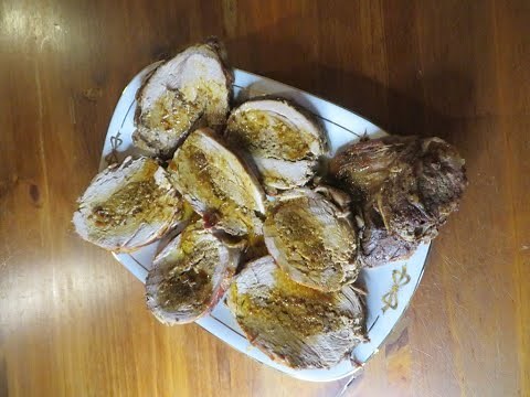 Tasca di vitello ripiena con il pieno della nonna