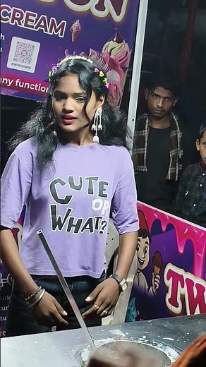 वियतनाम करेंसी छोटी है अपना सेवा प्रमाण