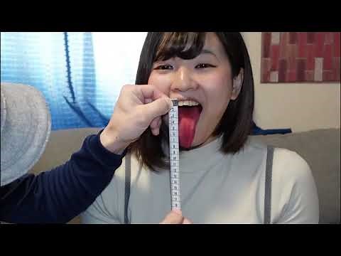 舌が長い女 噛むと舌が伸びるガムの検証 極秘ルート A woman with a long tongue Regularly eats gum with a long tongue #146
