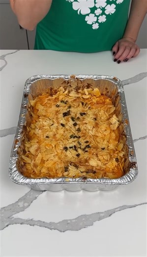 These cheesy potatoes might be the side dish everyone wants