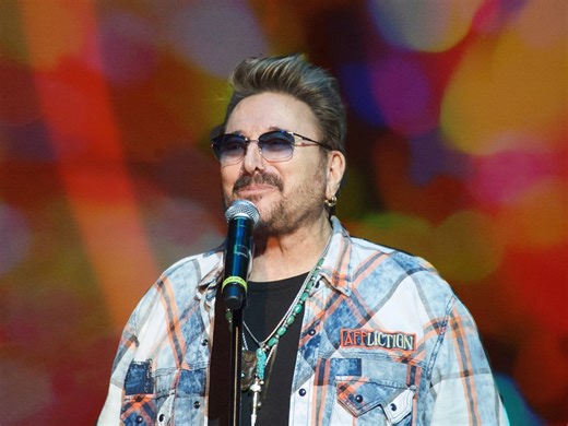 Three Dog Night's Chuck Negron dead at 83