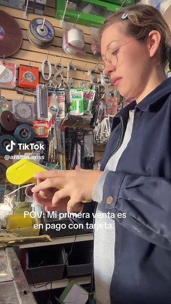 12/12 #abundancia #ventas #findeaño | debit card