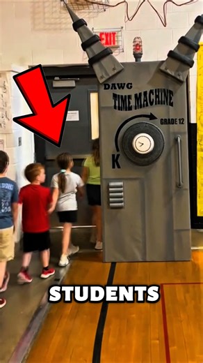 This “Time Machine” Shocked Everyone 🕒 #shorts