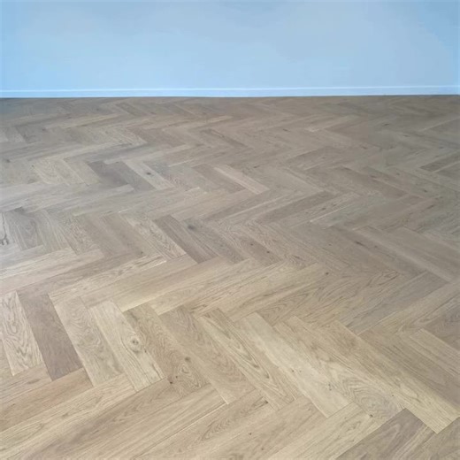 Transforming spaces with elegance! Check out this stunning herringbone parquetry floor installation in Caulfield North. Our team carefully installed every board to create a seamless, timeless pattern that instantly elevates the home’s interior. Perfect for those who love luxury timber flooring with precision craftsmanship. As trusted parquet floor installers in Melbourne, we specialize in herringbone, chevron, and custom parquet designs, delivering floors that are durable, stylish, and built to 