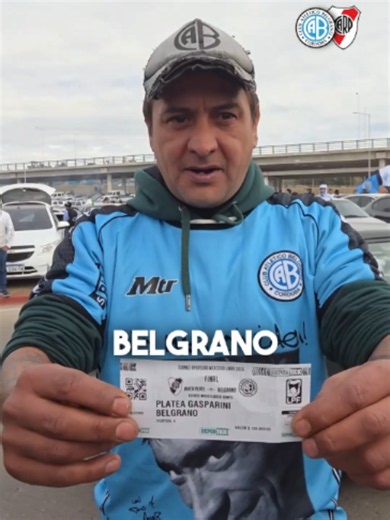 🏴‍☠️ ¡EL PIRATA CONSIGUIÓ ENTRADA! ▶️ El hincha viral de Belgrano que ayer habló con Olé en el banderazo consiguió entrada hoy a las afueras del Kempes y estará en la histórica final ante River 🎙️🎥 @gastonpestarino | @macchiaig | @lucasbenda - enviados Olé