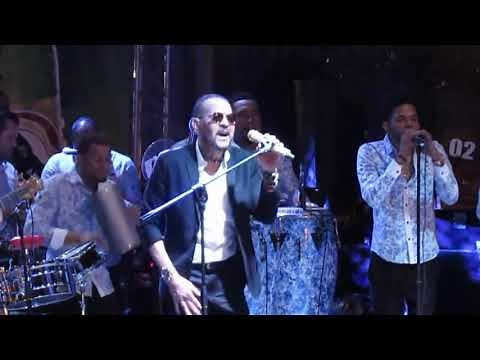 Toño Rosario - Comprendeme (En Vivo)