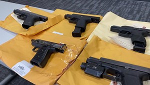 Tuscaloosa Police Department, the ATF and US Attorney’s Office for the Northern District of Alabama announce multiple arrests from a joint operation into illegal sales. The initiative targeted people prohitibited from possessing a firearm due to felony convictions who used third parties to purchase weapons on their behalf which are also called “straw purchases.” Those are illegal under federal and state law. The prohibited person and the person who bought the gun got them are subject to prosecut