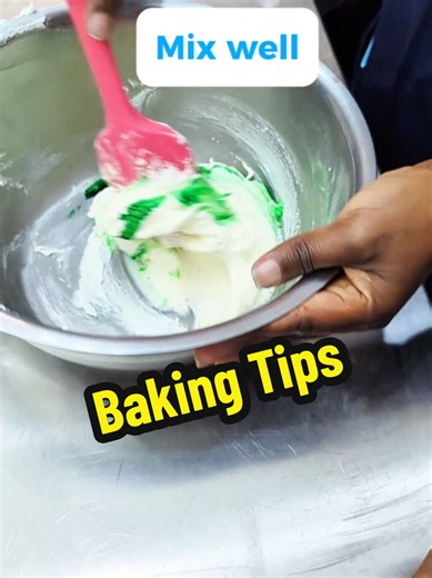 Achieve the Perfect Green with Powder Colour in Baking