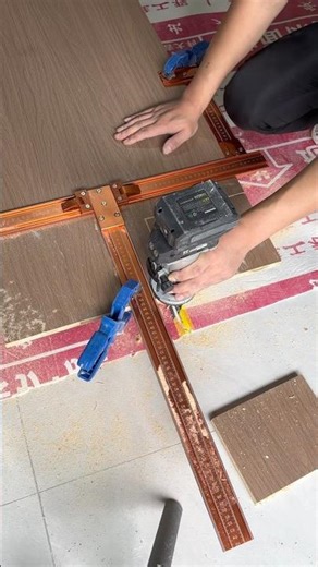 2-in-1 T-Square Positioning Ruler 🔧✨ Multi-Function Woodworking Tool