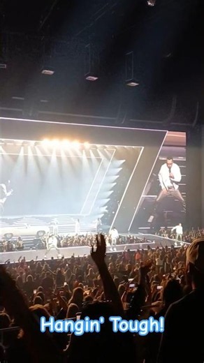 NKOTB - Hangin' Tough - Live in Vegas - Park MGM - 2/15/26 #nkotb #concert #newkidsontheblock